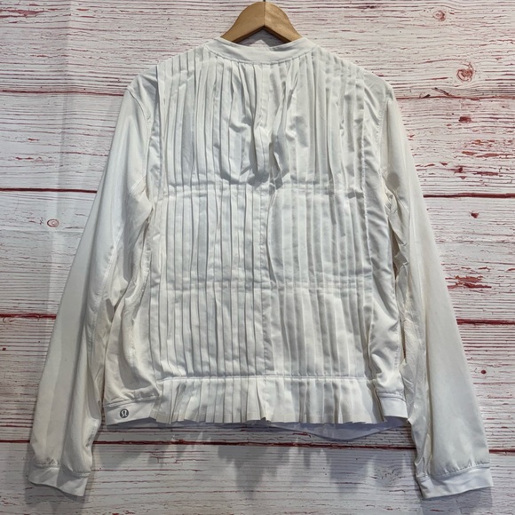 Lululemon Time To Shine Jacket in White Sz 12 - Picture 8 of 11